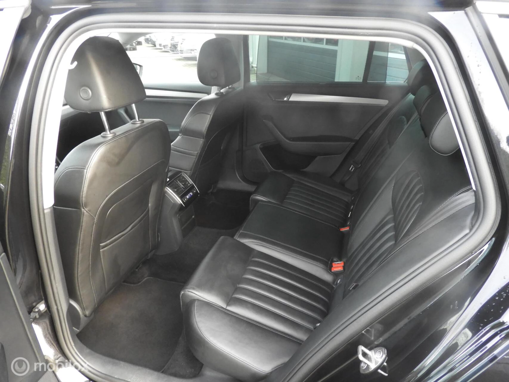 Hoofdafbeelding Škoda Superb