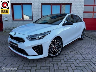 Hoofdafbeelding Kia Ceed Kia Ceed 1.6 T-GDi GT PANODAK/LEER/NAVI/CAMERA