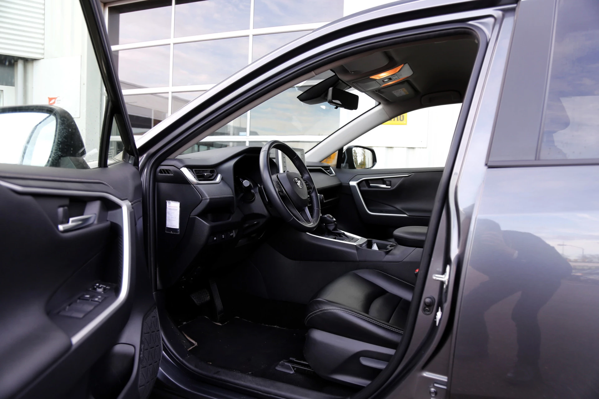 Hoofdafbeelding Toyota RAV4