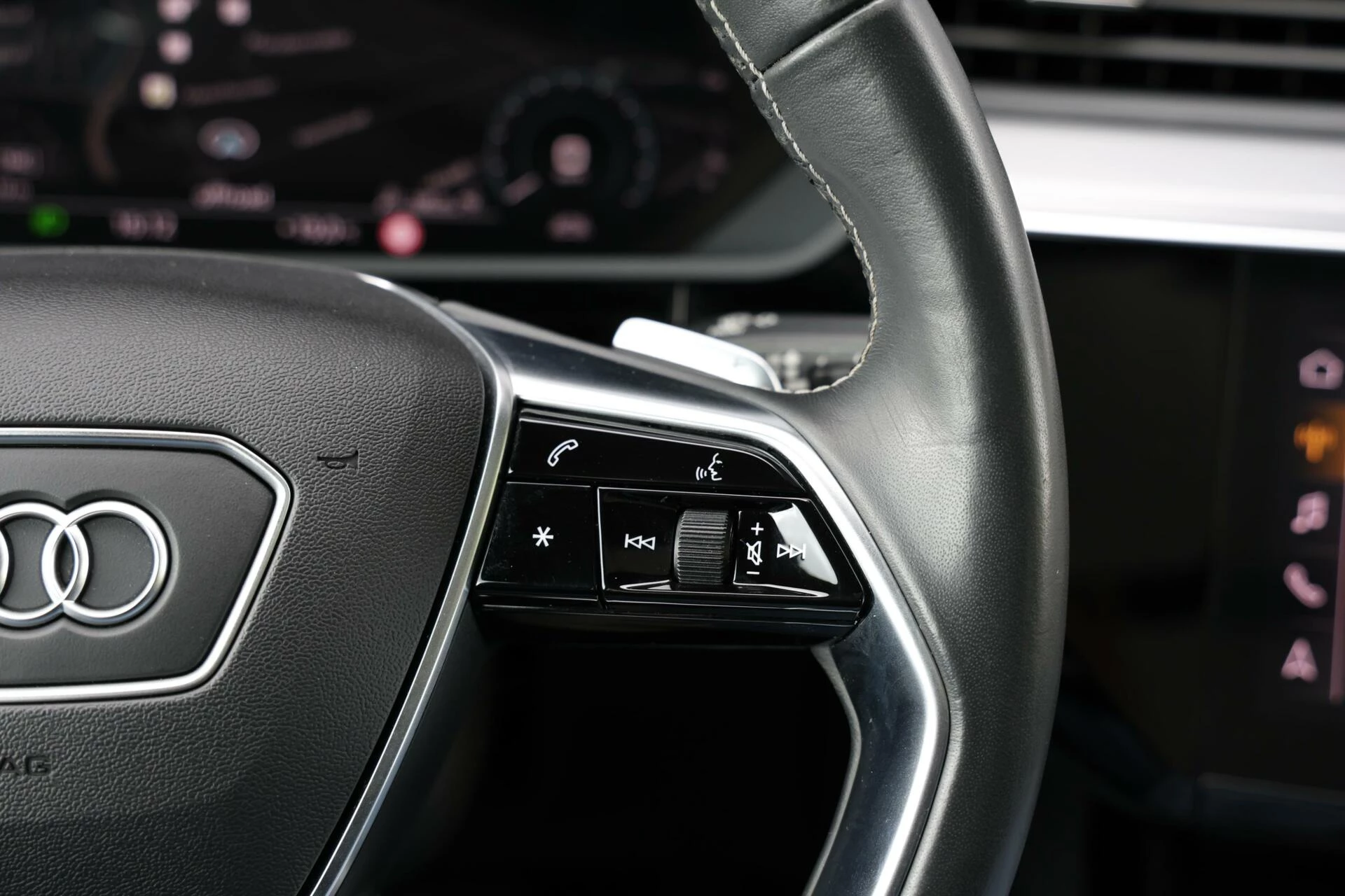 Hoofdafbeelding Audi e-tron