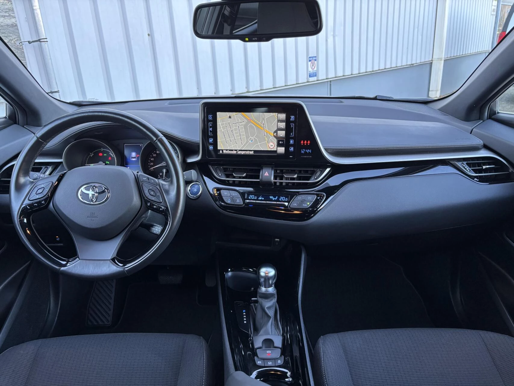 Hoofdafbeelding Toyota C-HR