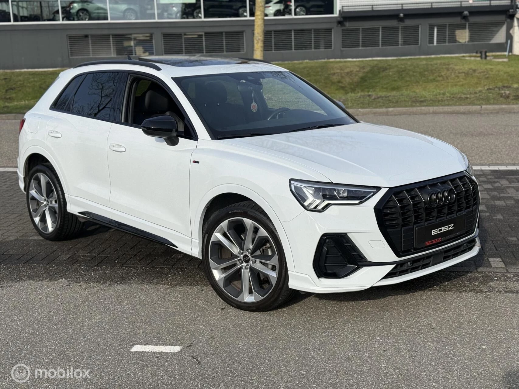 Hoofdafbeelding Audi Q3
