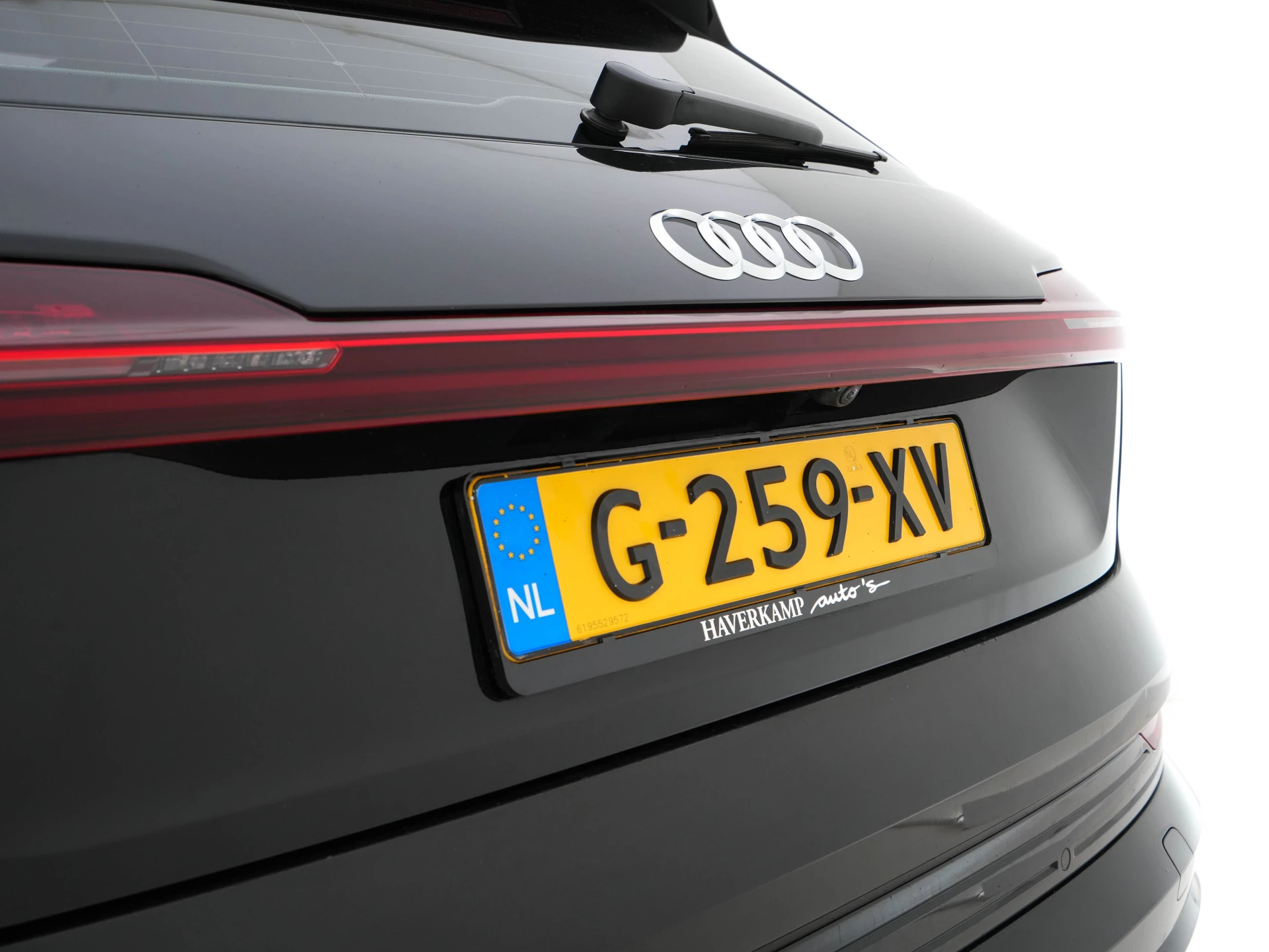 Hoofdafbeelding Audi e-tron