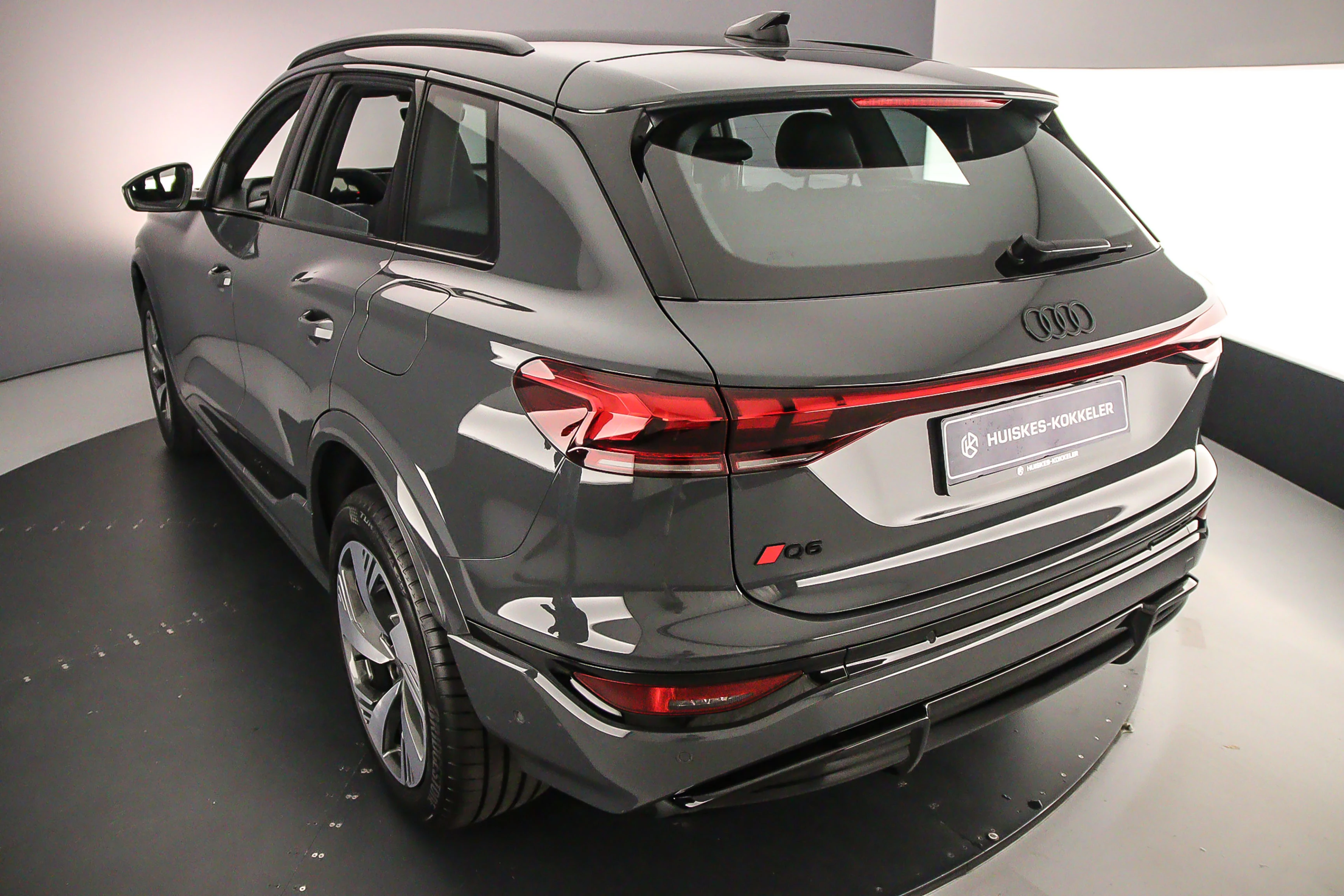 Hoofdafbeelding Audi Q6 e-tron