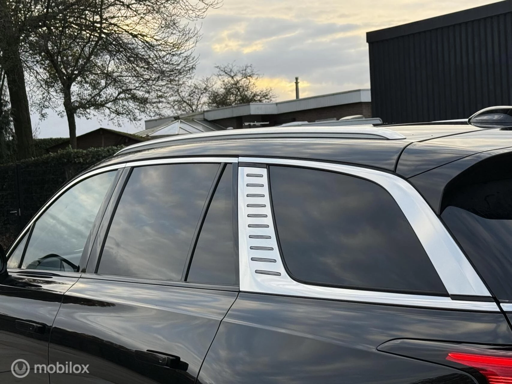 Hoofdafbeelding Hongqi E-HS9