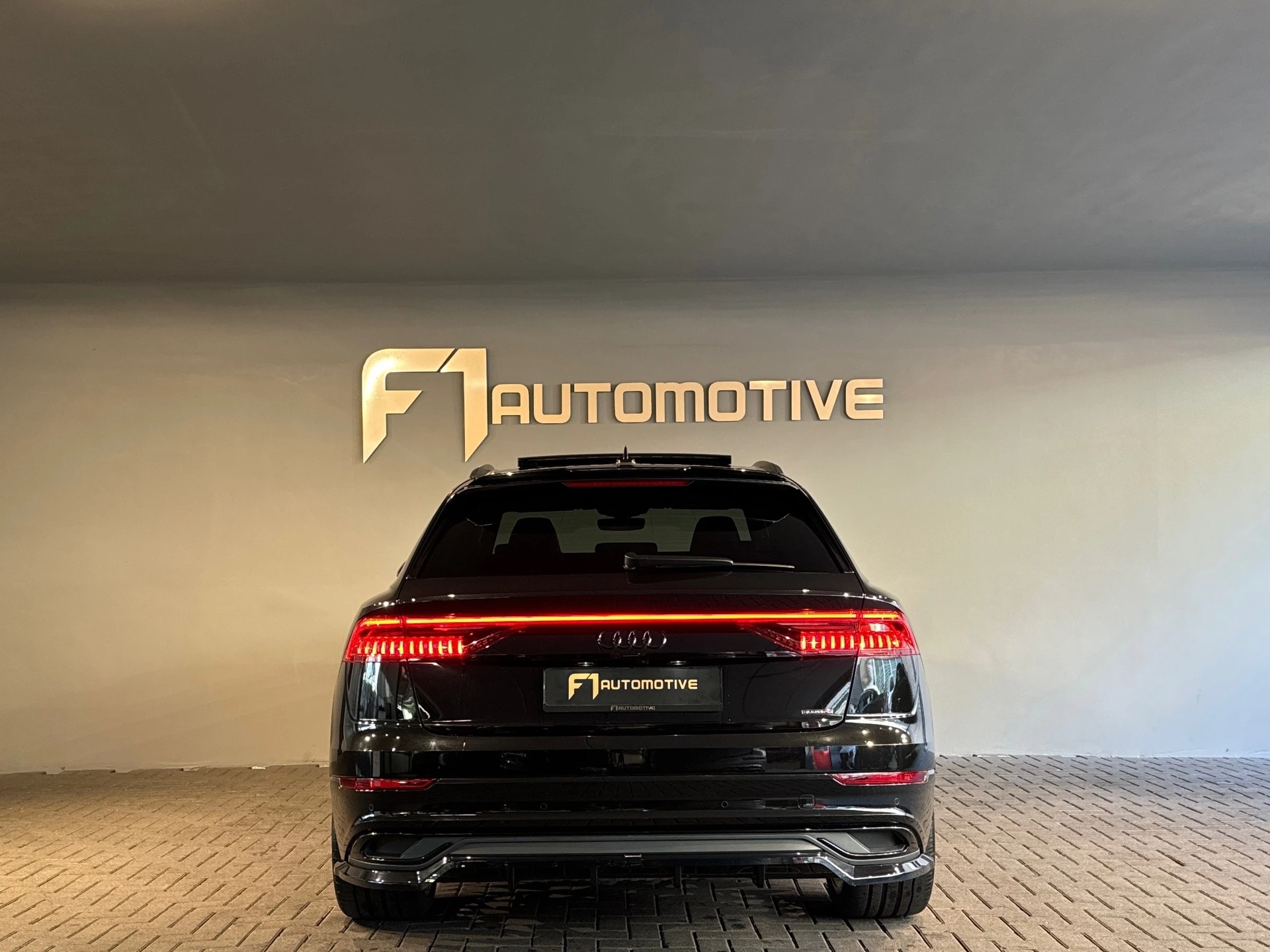 Hoofdafbeelding Audi Q8