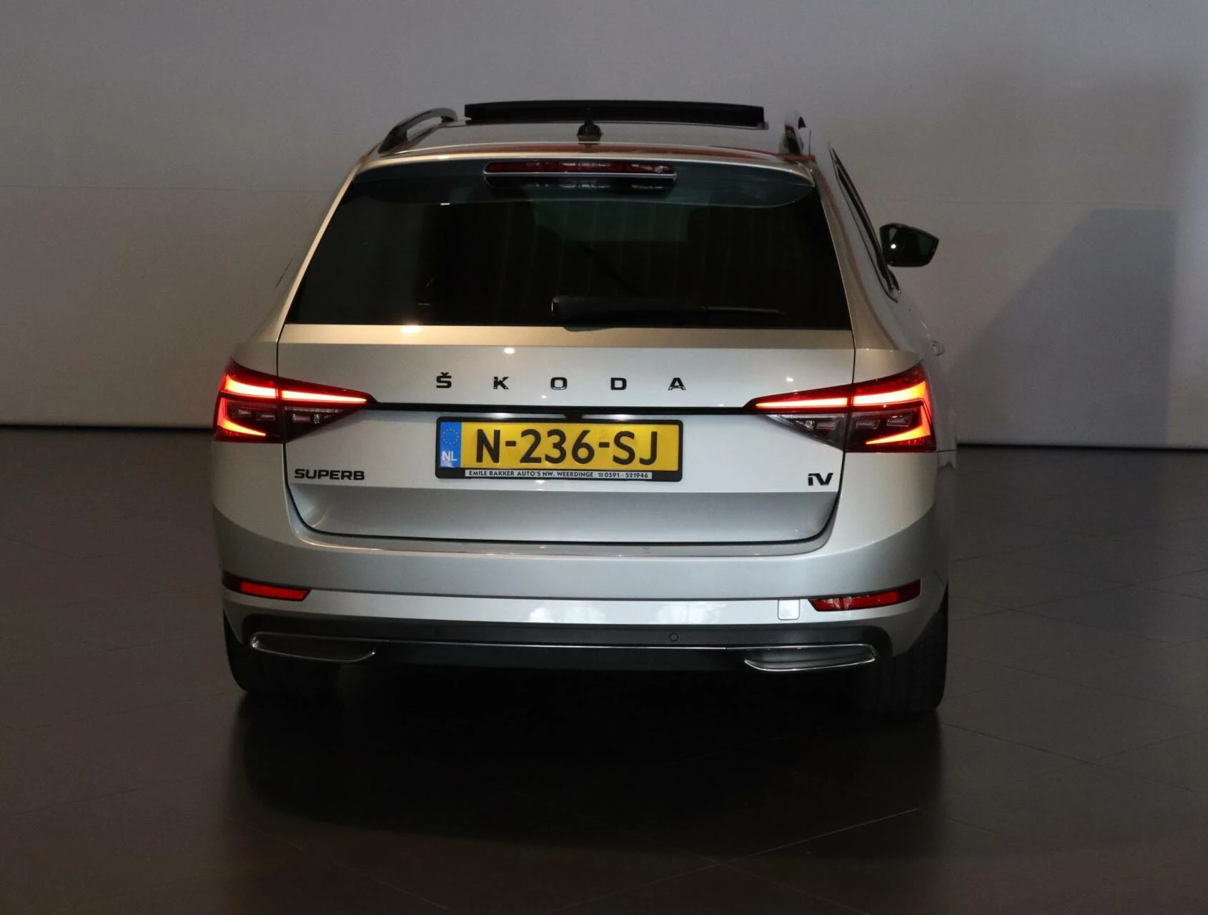 Hoofdafbeelding Škoda Superb