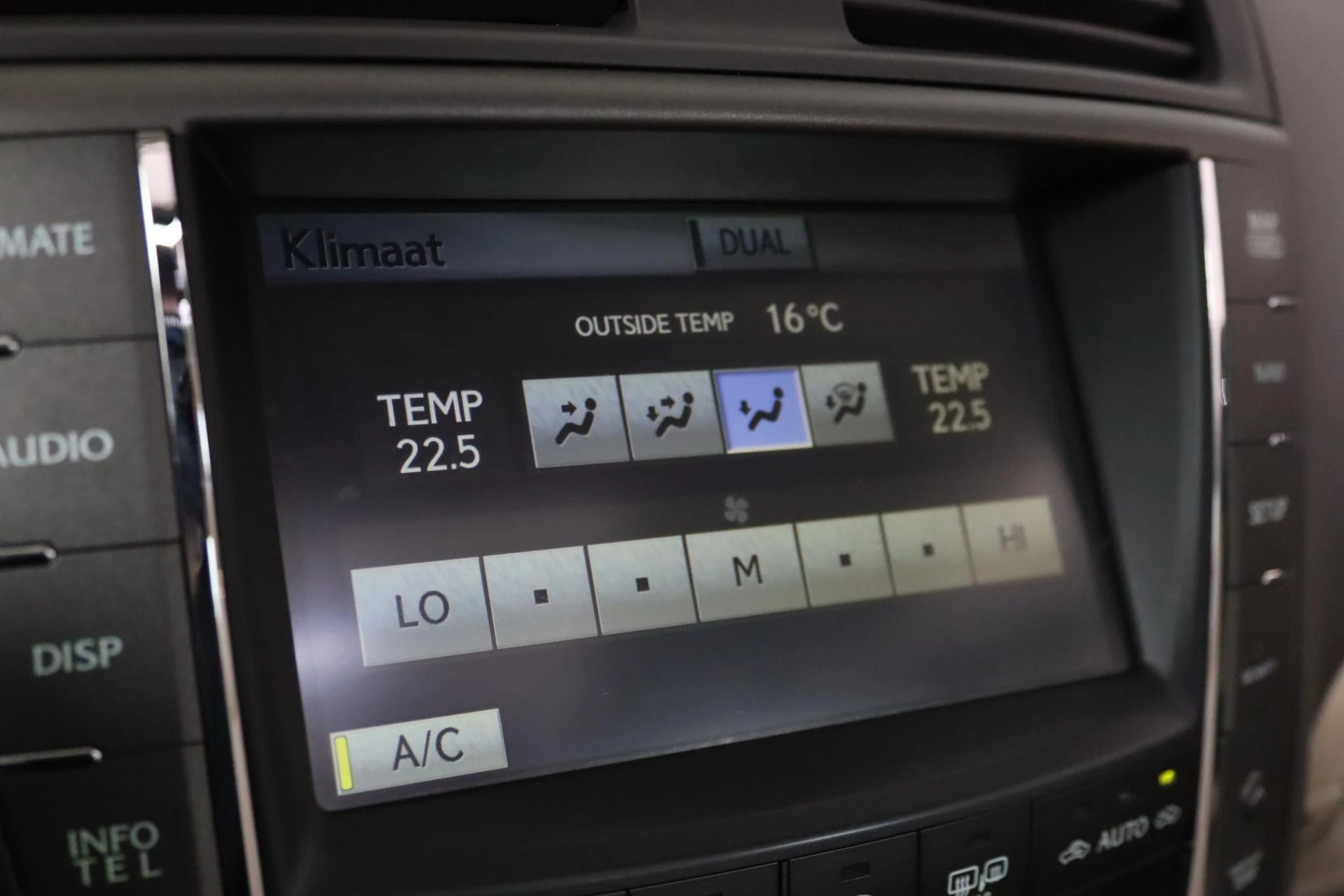 Hoofdafbeelding Lexus IS