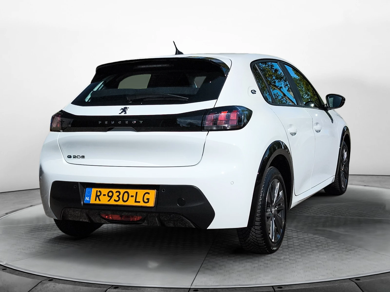 Hoofdafbeelding Peugeot e-208