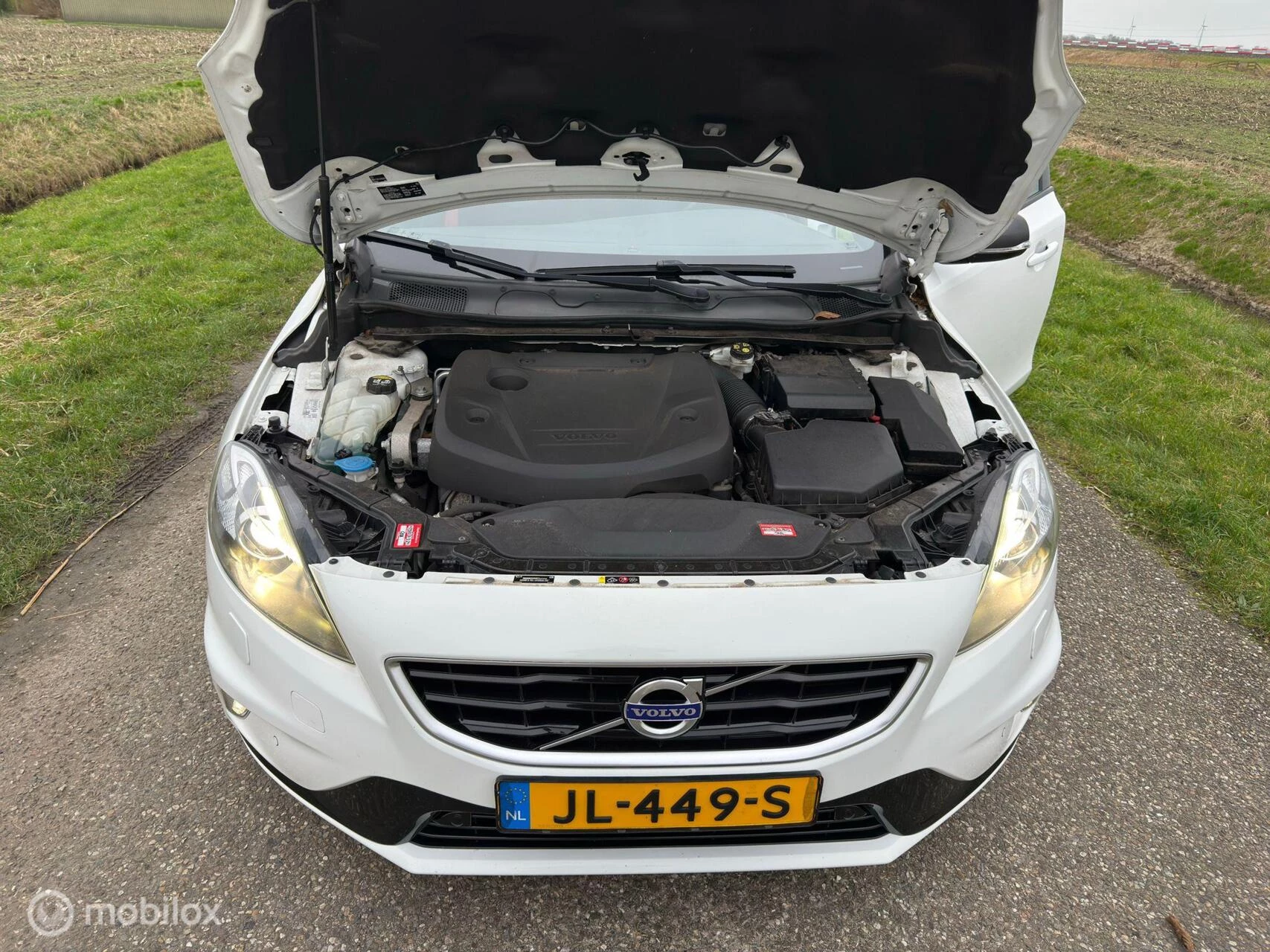 Hoofdafbeelding Volvo V40