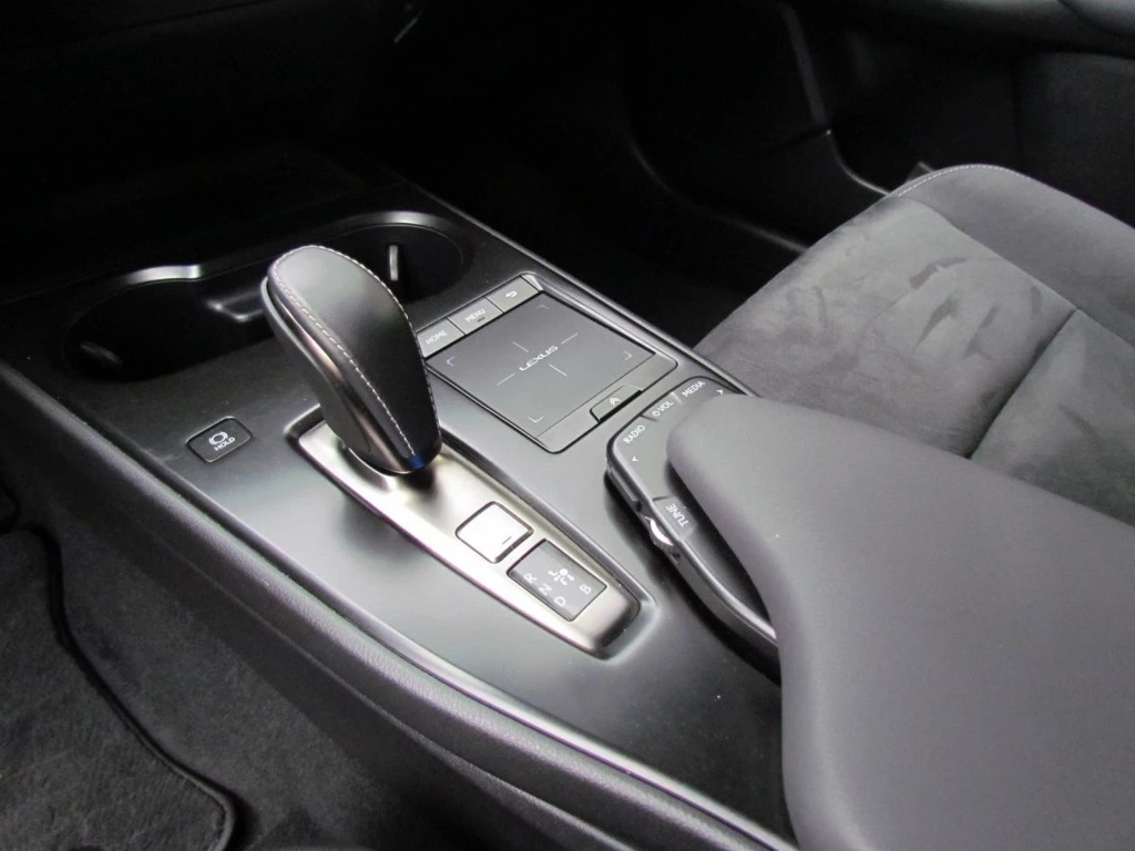 Hoofdafbeelding Lexus UX