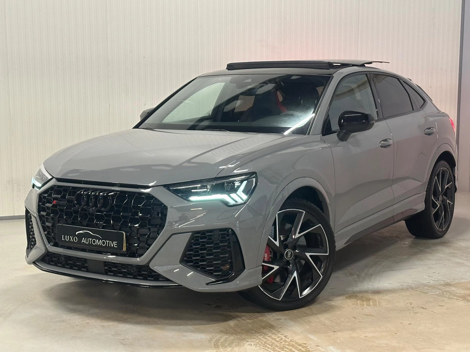 Hoofdafbeelding Audi RSQ3