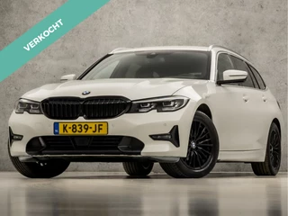 BMW 3 Serie Touring 318i Sportline 157Pk Automaat (APPLE CARPLAY, GROOT NAVI, ZWART HEMEL, LEDER, STOELVERWARMING, SPORTSTOELEN, CAMERA, ELEK ACHTERKLEP, GETINT GLAS, TREKHAAK, NIEUWSTAAT)
