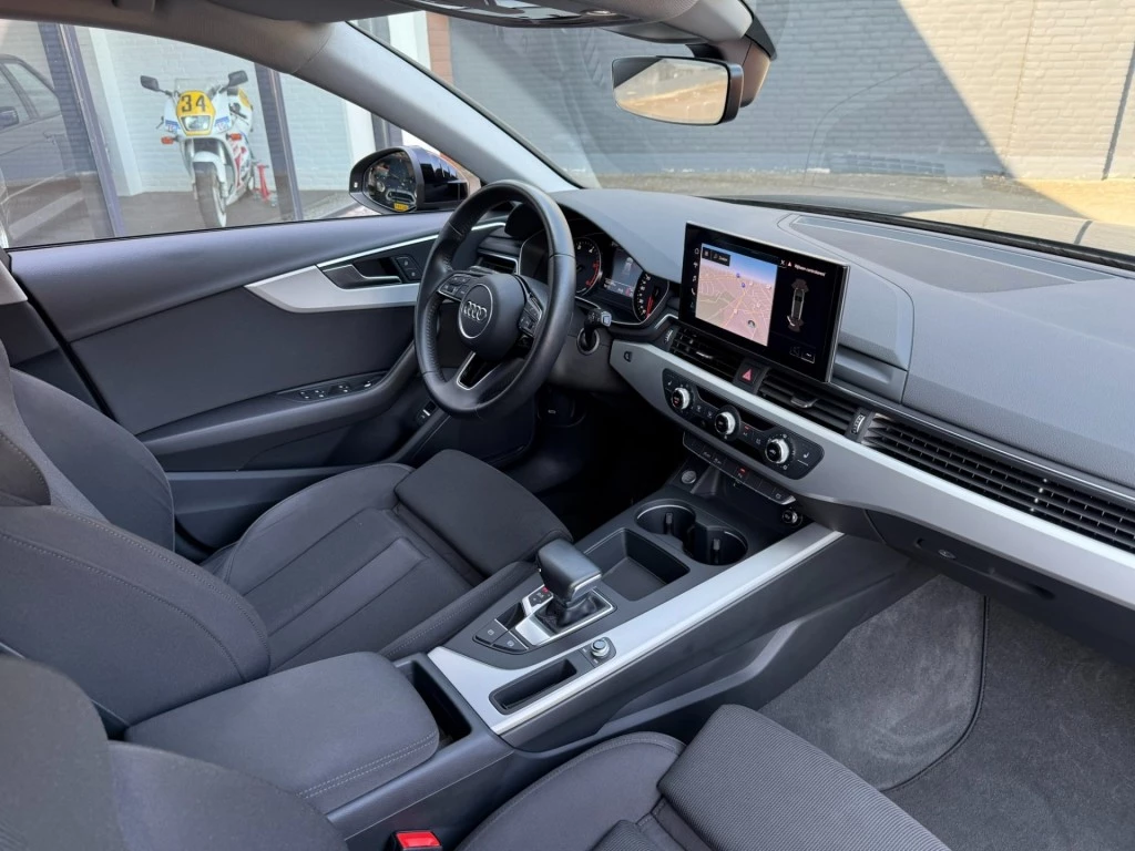 Hoofdafbeelding Audi A4