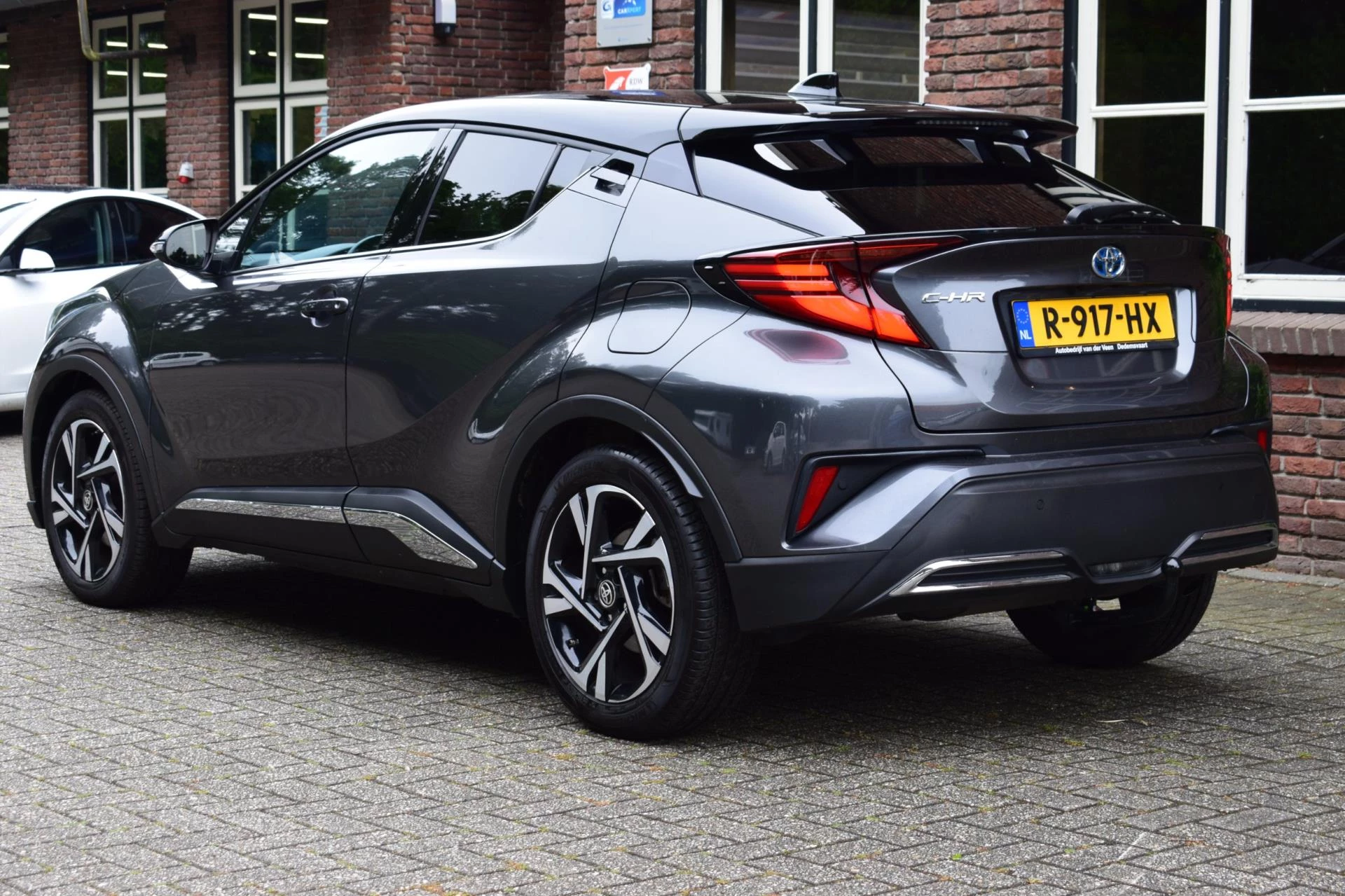 Hoofdafbeelding Toyota C-HR