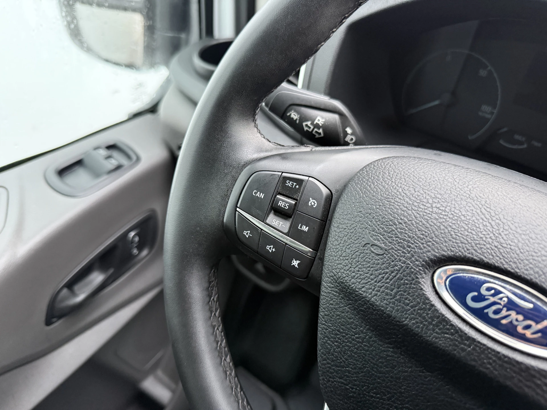 Hoofdafbeelding Ford E-Transit