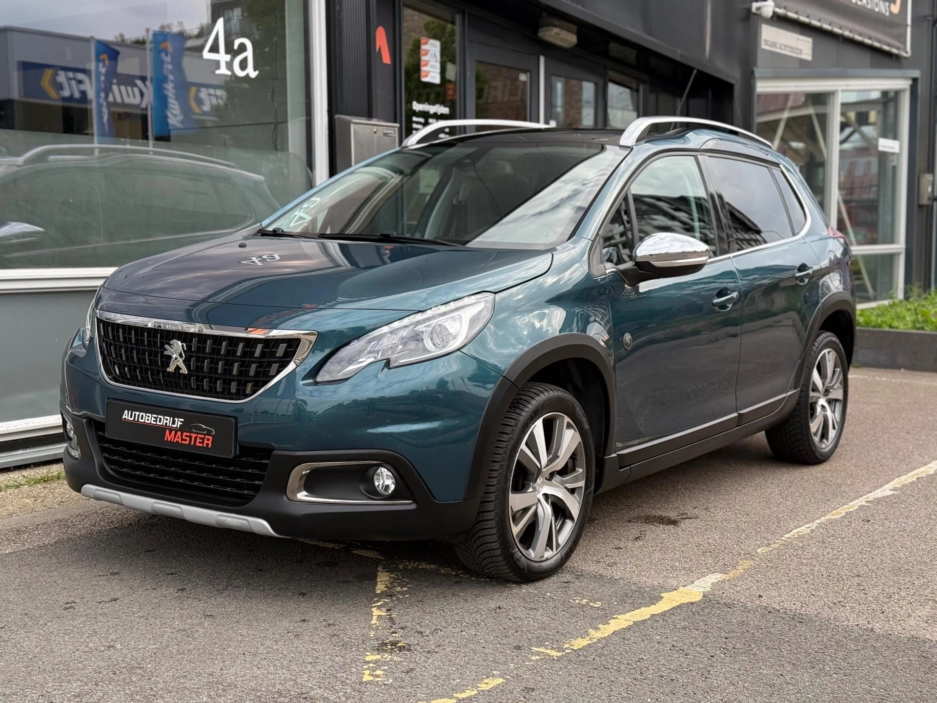 Hoofdafbeelding Peugeot 2008