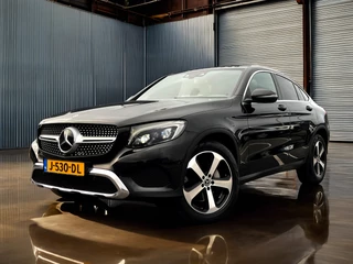 Mercedes-Benz GLC-klasse Coupé 250 4MATIC Business Solution AMG Carplay_stuurverw_Trekh