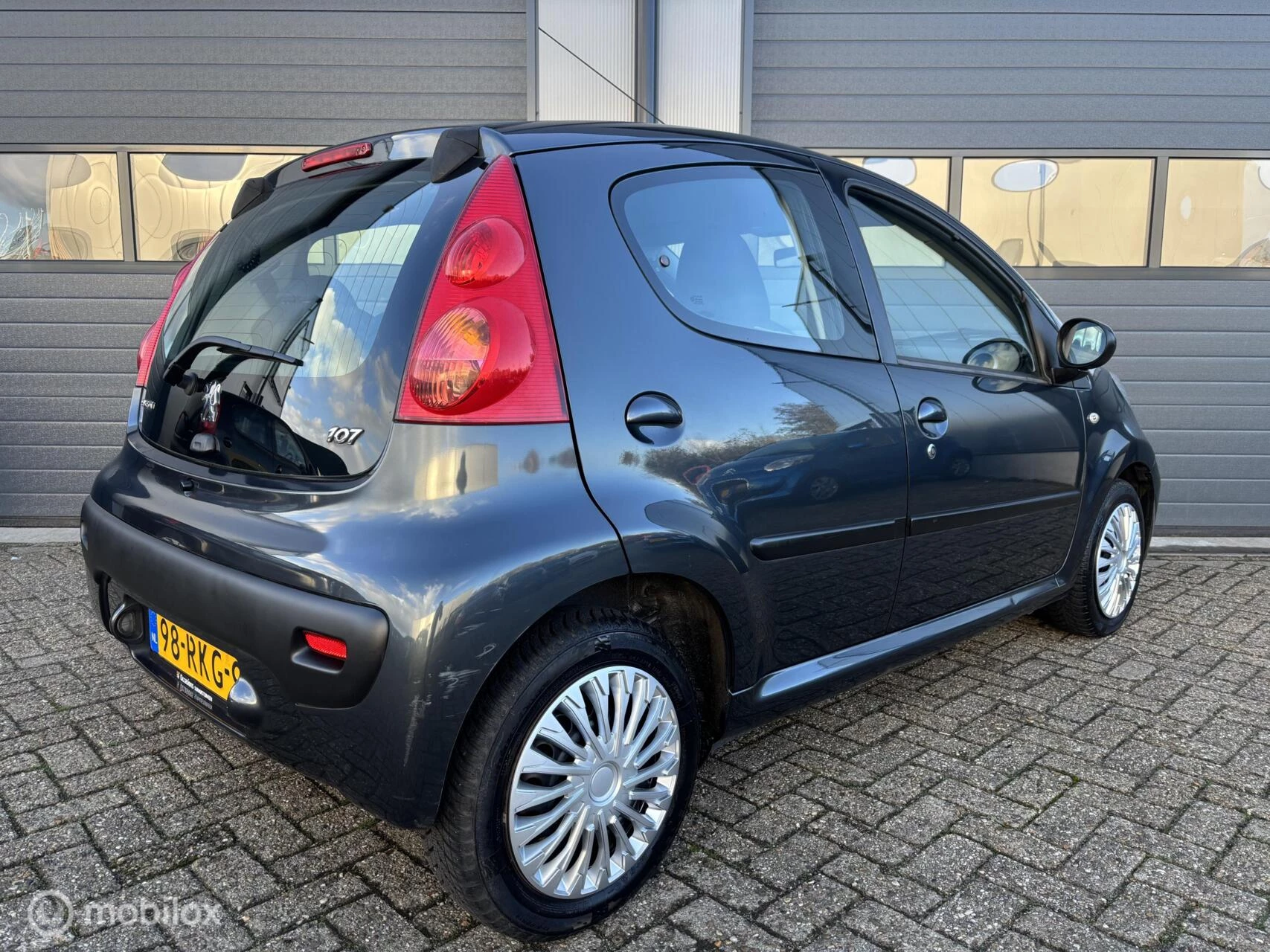 Hoofdafbeelding Peugeot 107