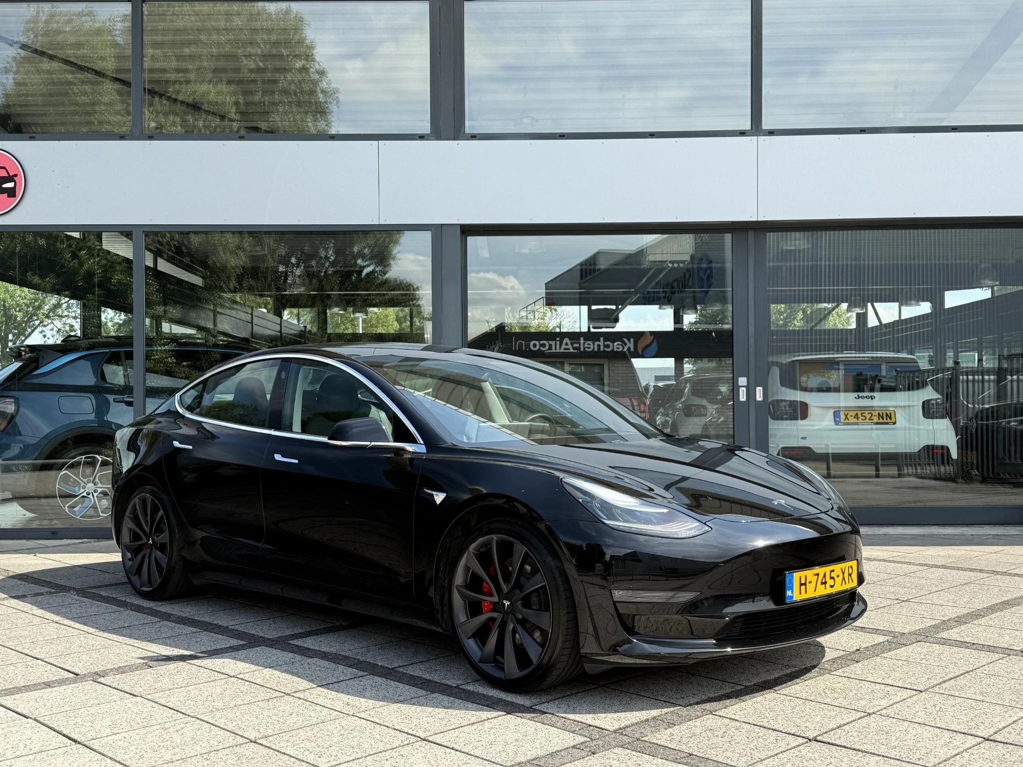 Hoofdafbeelding Tesla Model 3