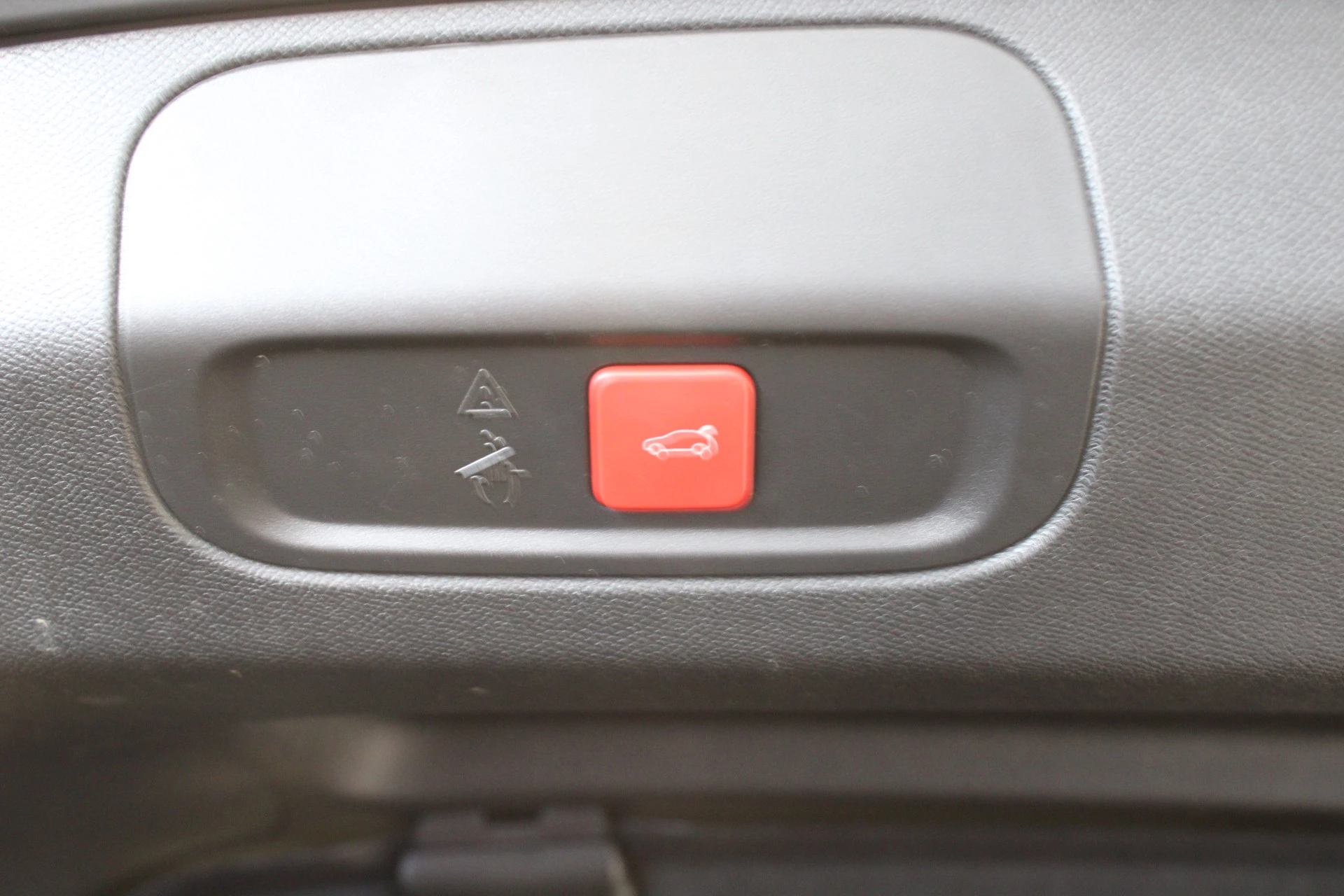 Hoofdafbeelding Peugeot 408