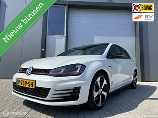 Hoofdafbeelding Volkswagen Golf Volkswagen Golf 2.0 TSI GTI Performance,DSG, PANO, ACC
