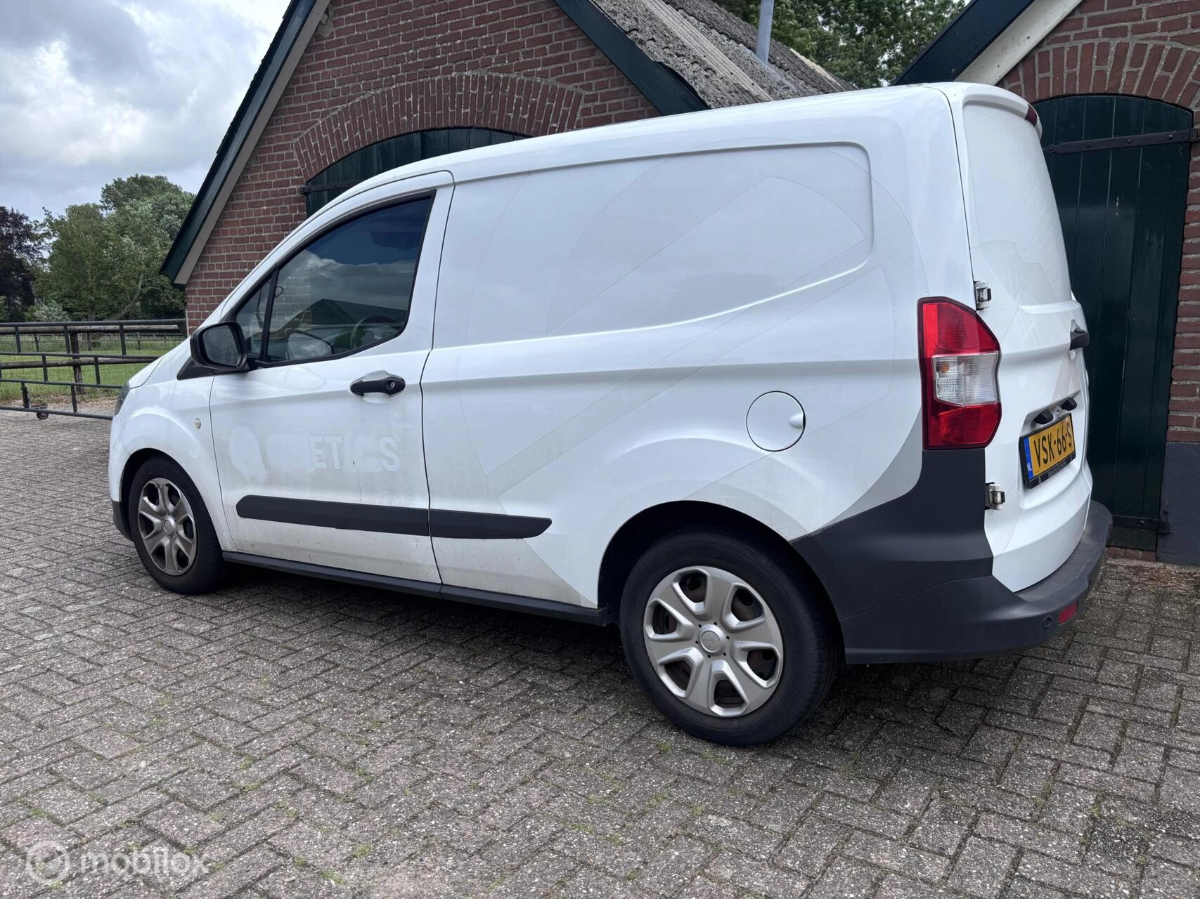 Hoofdafbeelding Ford Transit Courier
