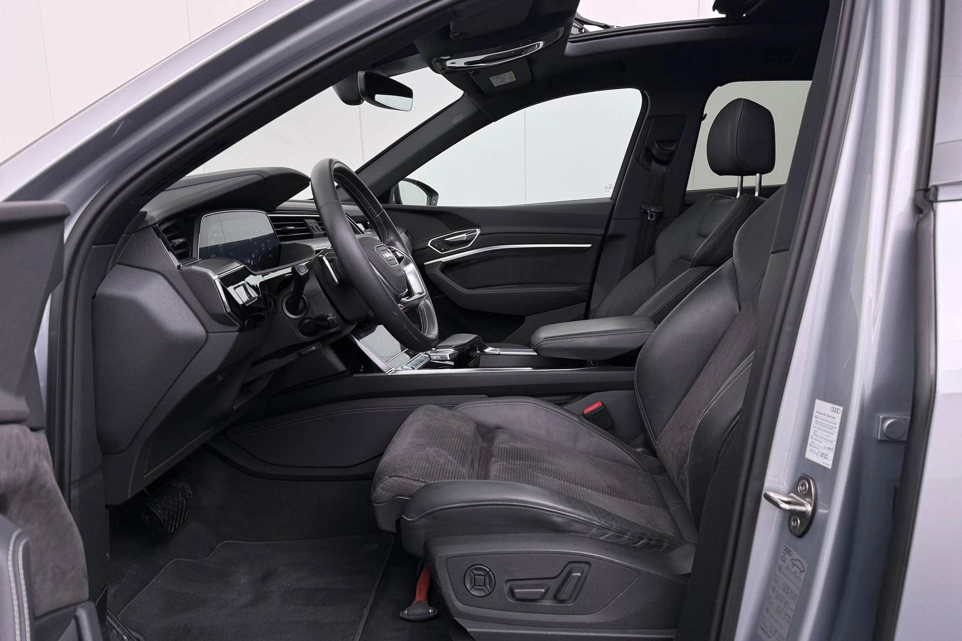 Hoofdafbeelding Audi e-tron