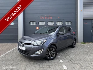 Hoofdafbeelding Hyundai i20 Hyundai i20 1.4i i-Motion ✓Climate ✓PDC ✓Nw APK ✓LED