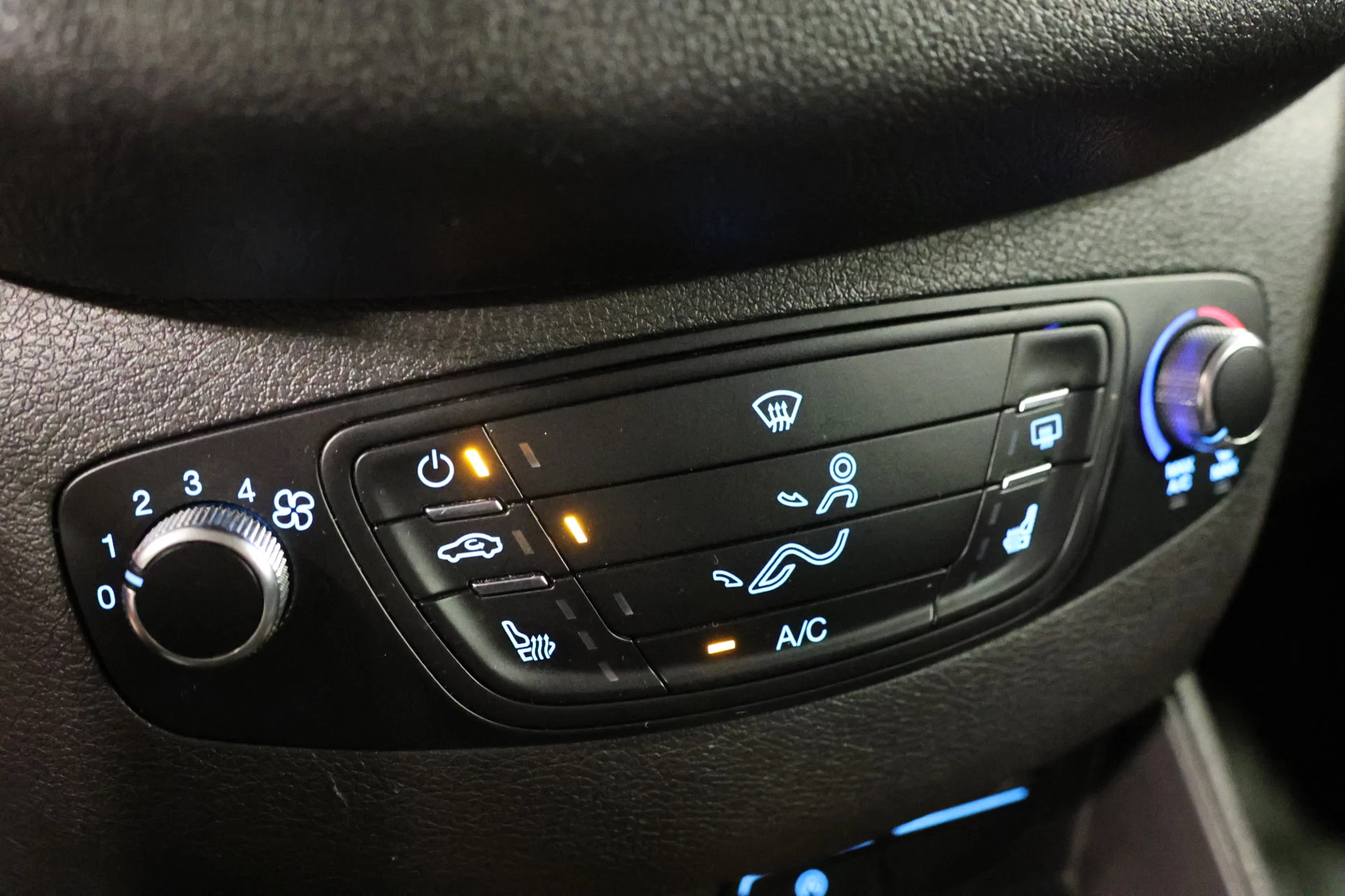 Hoofdafbeelding Ford Transit Courier