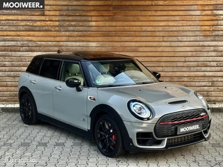 Hoofdafbeelding MINI Clubman Mini Clubman 2.0 JCW ALL4 Chili | Pano | HUD | Harman Kardon