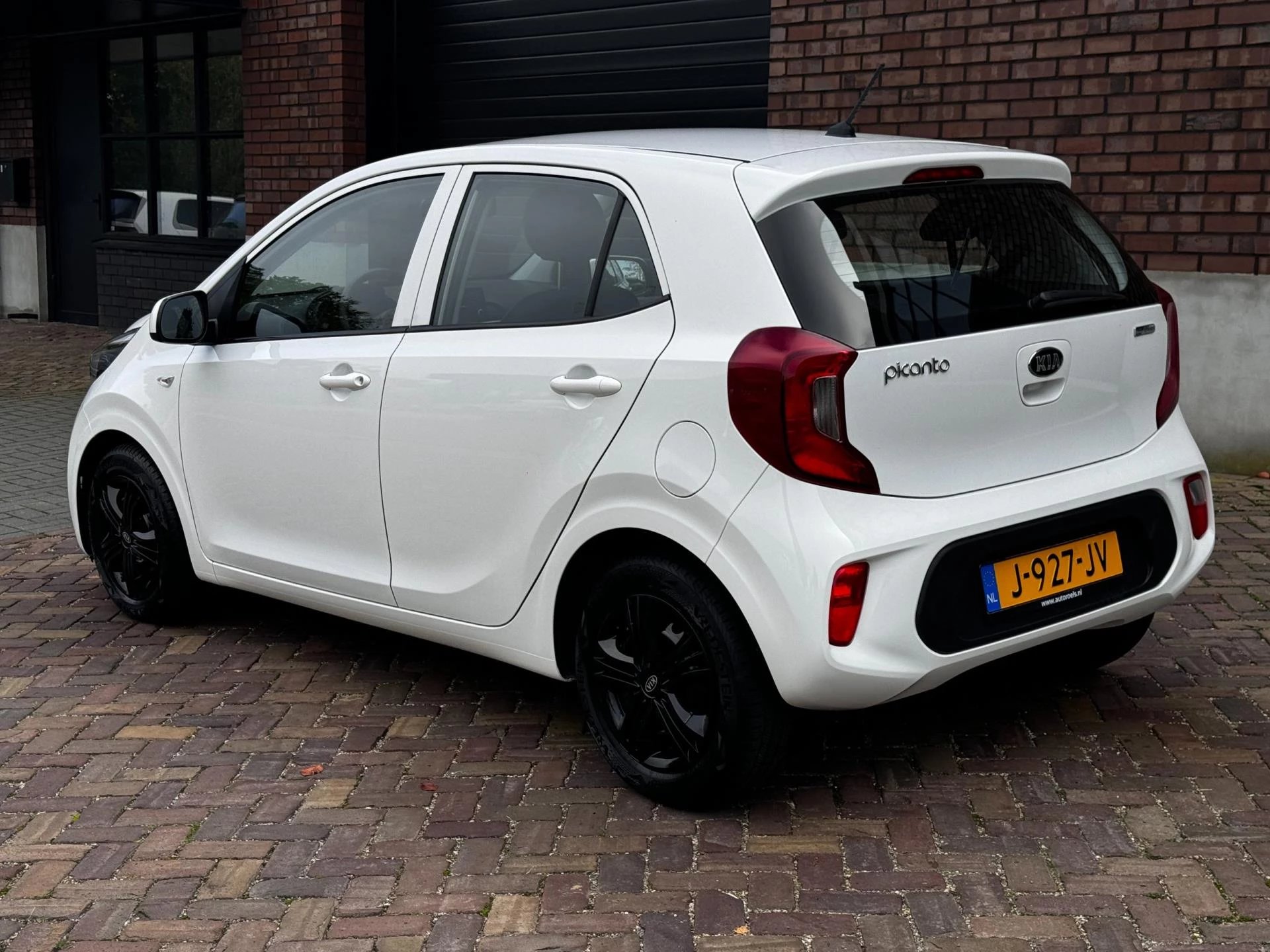 Hoofdafbeelding Kia Picanto