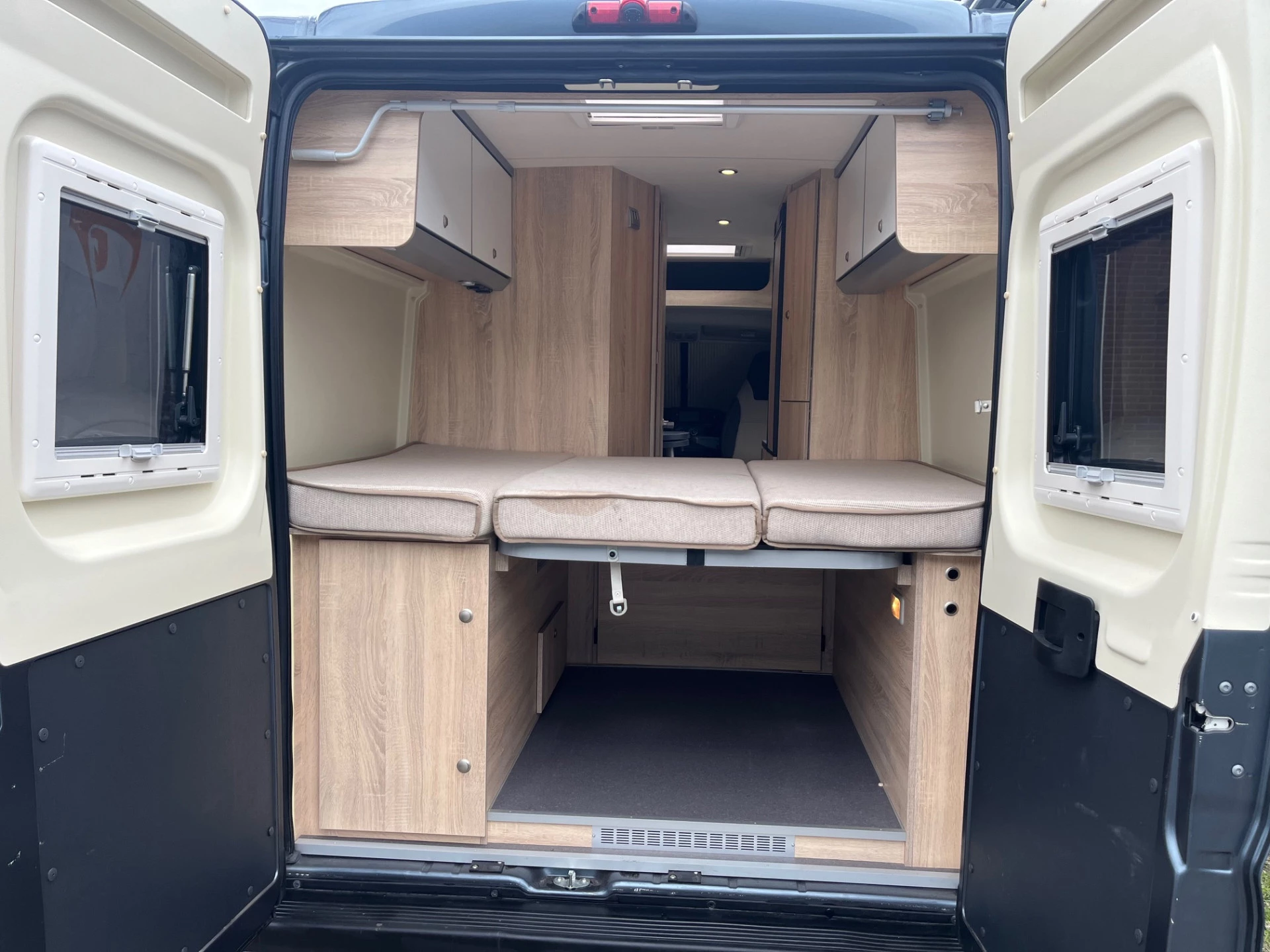 Hoofdafbeelding Citroën CLEVERvans Camperbus