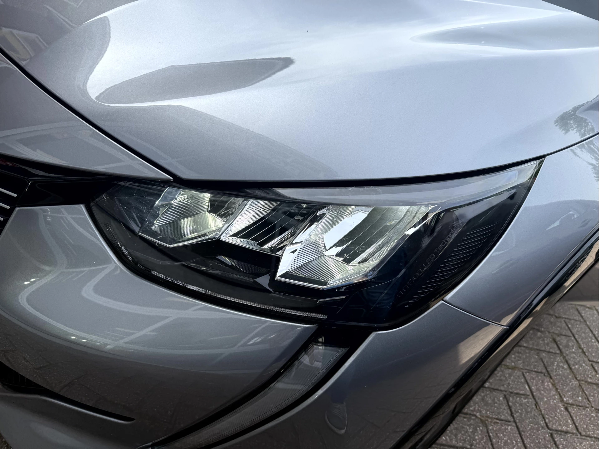 Hoofdafbeelding Peugeot e-208