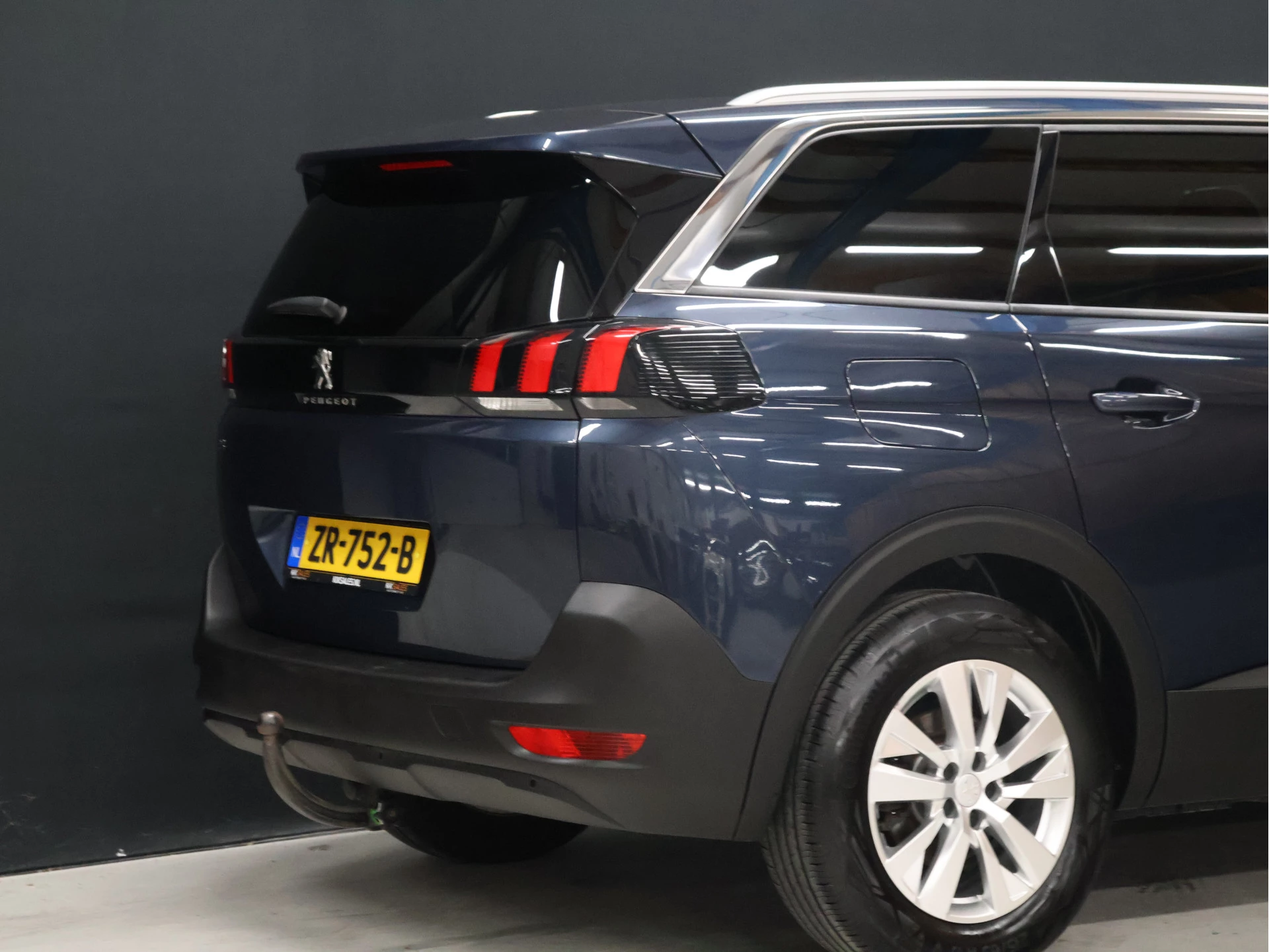Hoofdafbeelding Peugeot 5008