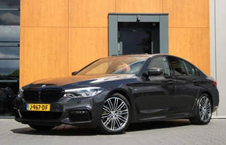 BMW 5-serie 520i High Executive M-Sport | Schuifdak | H&K | Trekhaak