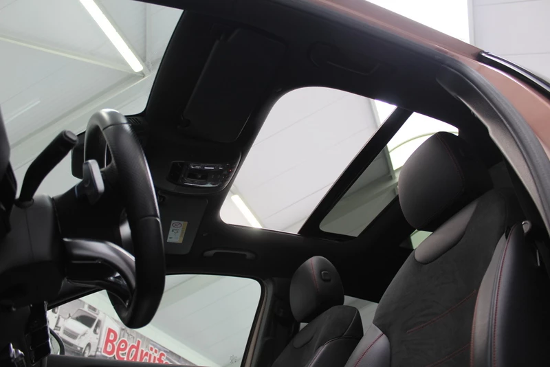 Hoofdafbeelding Mercedes-Benz EQA