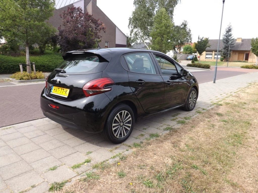 Hoofdafbeelding Peugeot 208