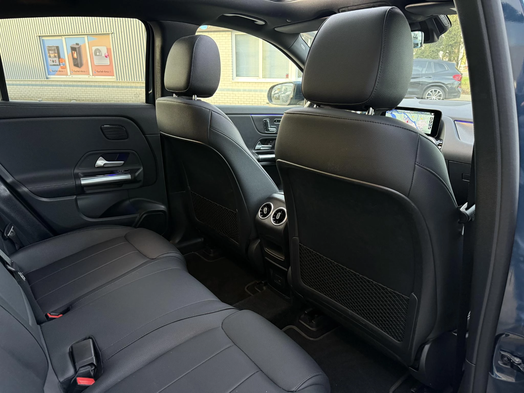 Hoofdafbeelding Mercedes-Benz EQA