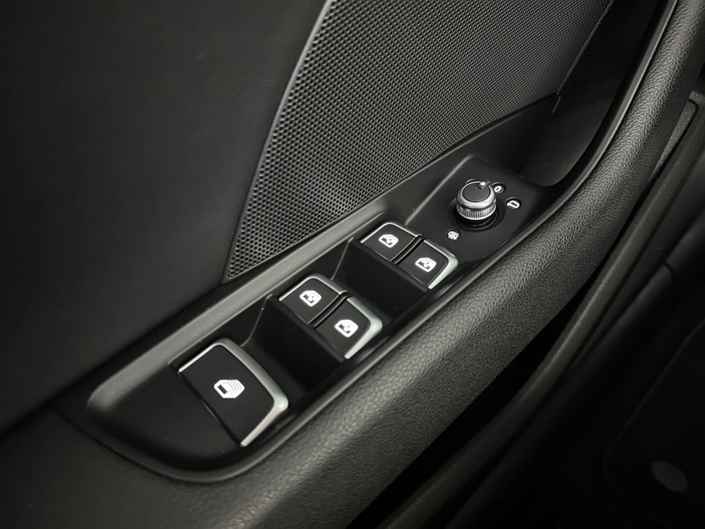 Hoofdafbeelding Audi Cabriolet