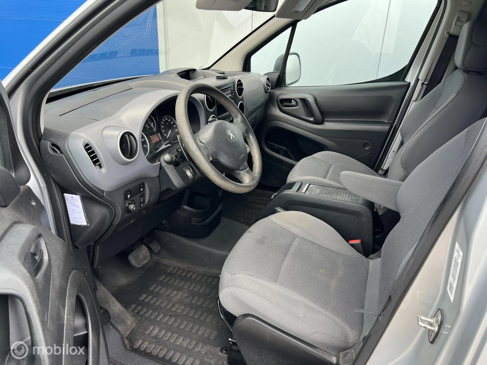 Hoofdafbeelding Peugeot Partner