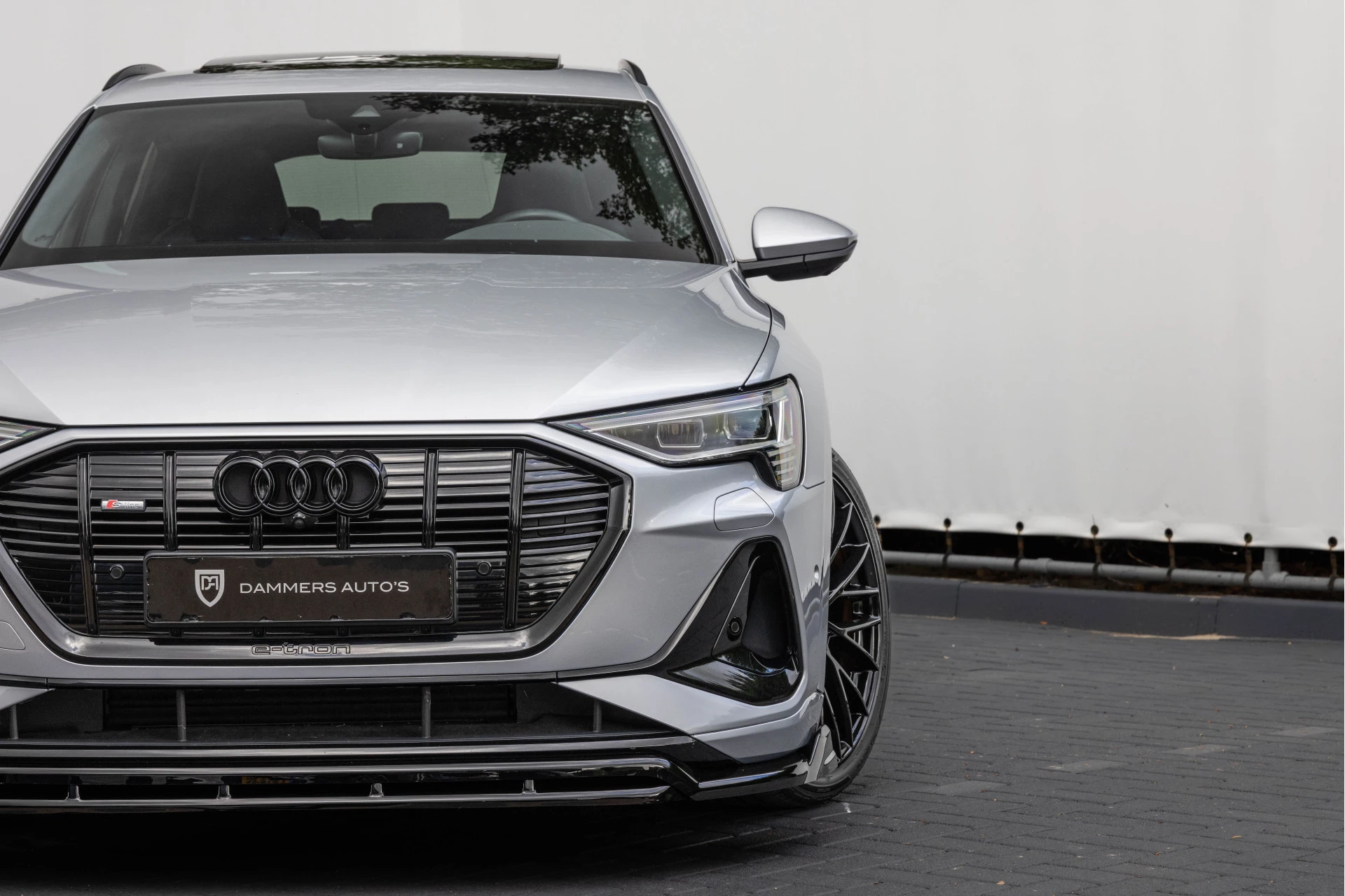 Hoofdafbeelding Audi e-tron