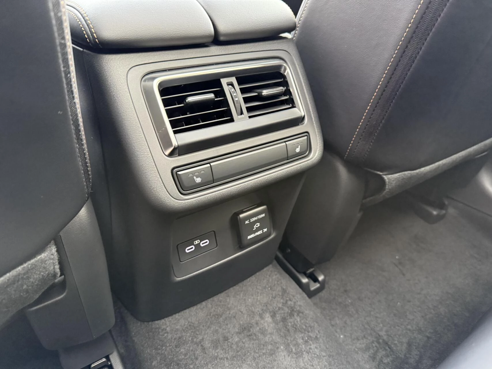 Hoofdafbeelding Mazda CX-60