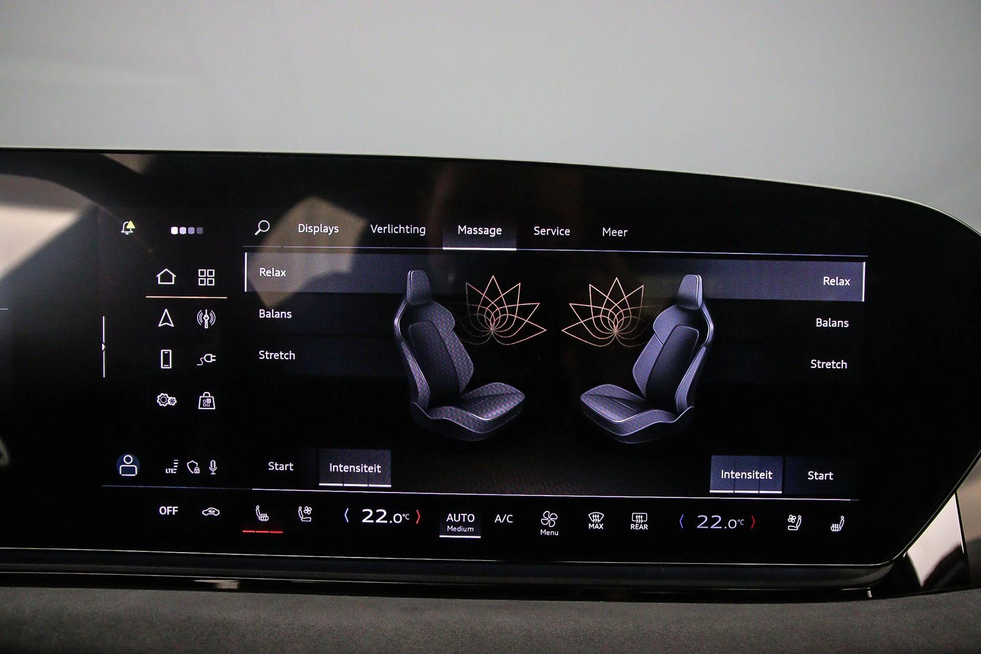 Hoofdafbeelding Audi A6 Avant e-tron