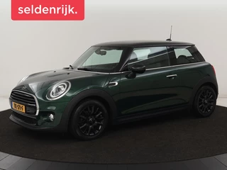 Hoofdafbeelding MINI Cooper Mini Mini 1.5 Cooper  | LED | Navigatie | Carplay | Cruise Control | Sportstoelen | Bleutooth | PDC | Airco