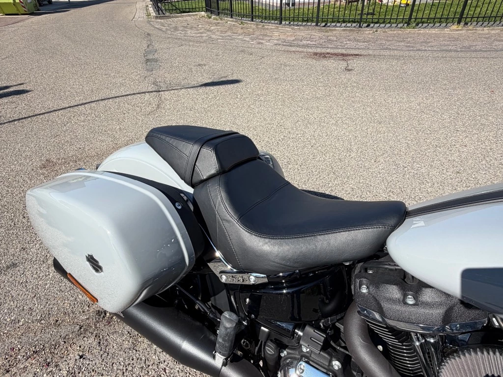 Hoofdafbeelding Harley-Davidson Sport Glide