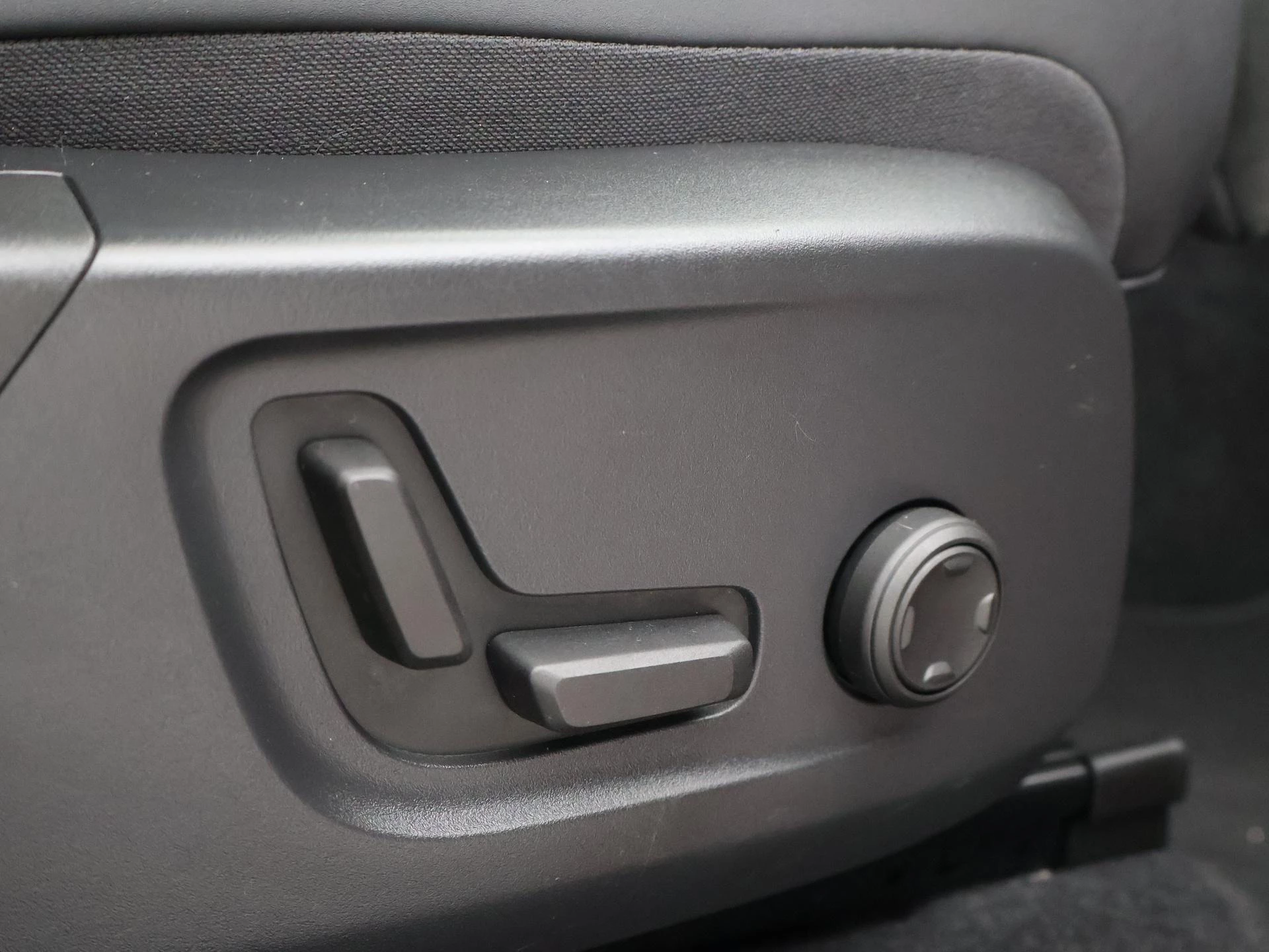 Hoofdafbeelding Volvo C40