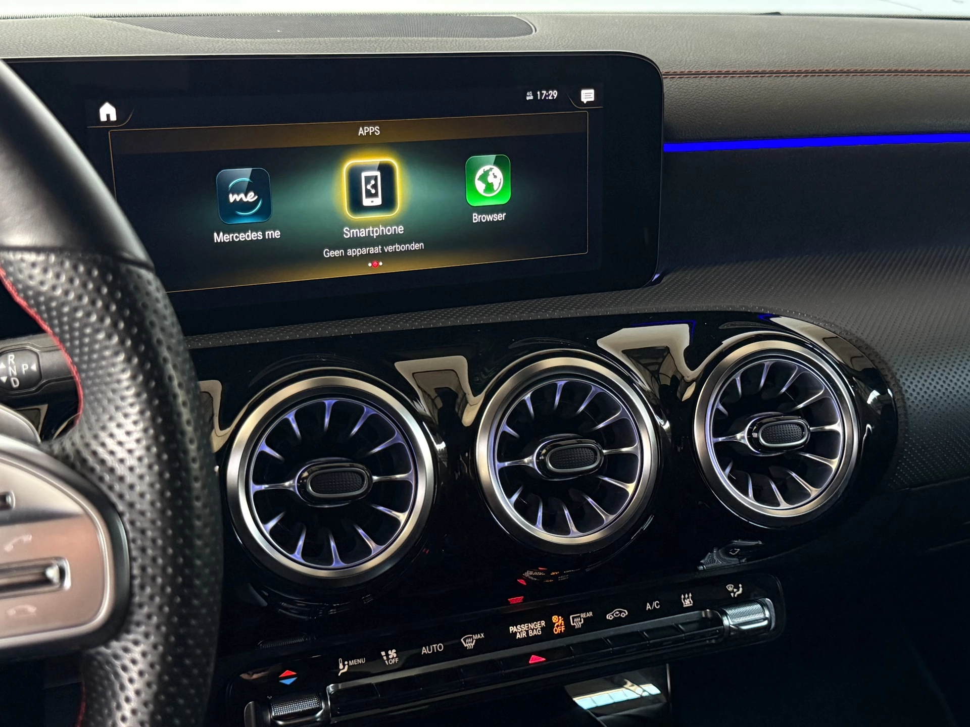 Hoofdafbeelding Mercedes-Benz CLA