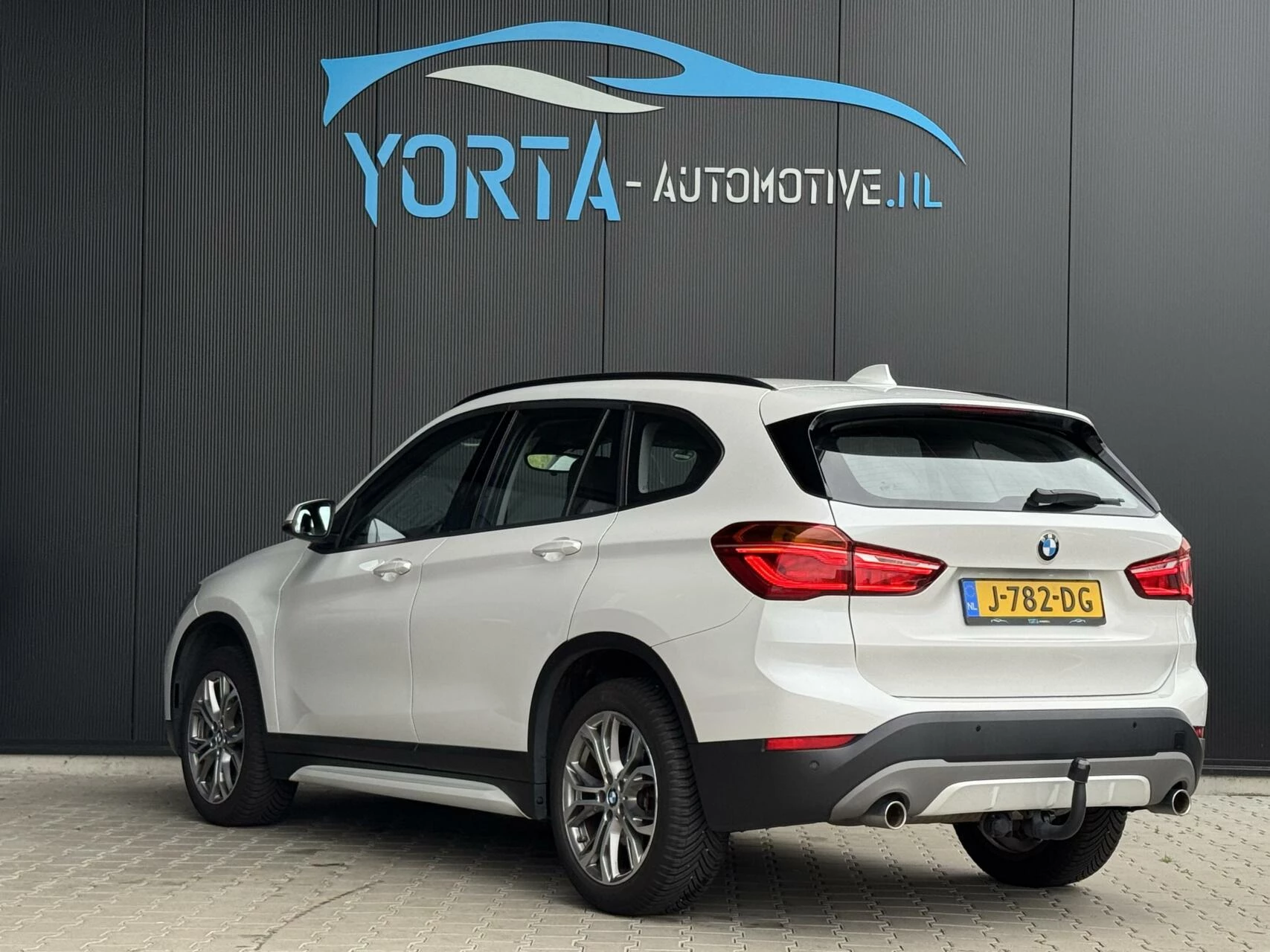 Hoofdafbeelding BMW X1