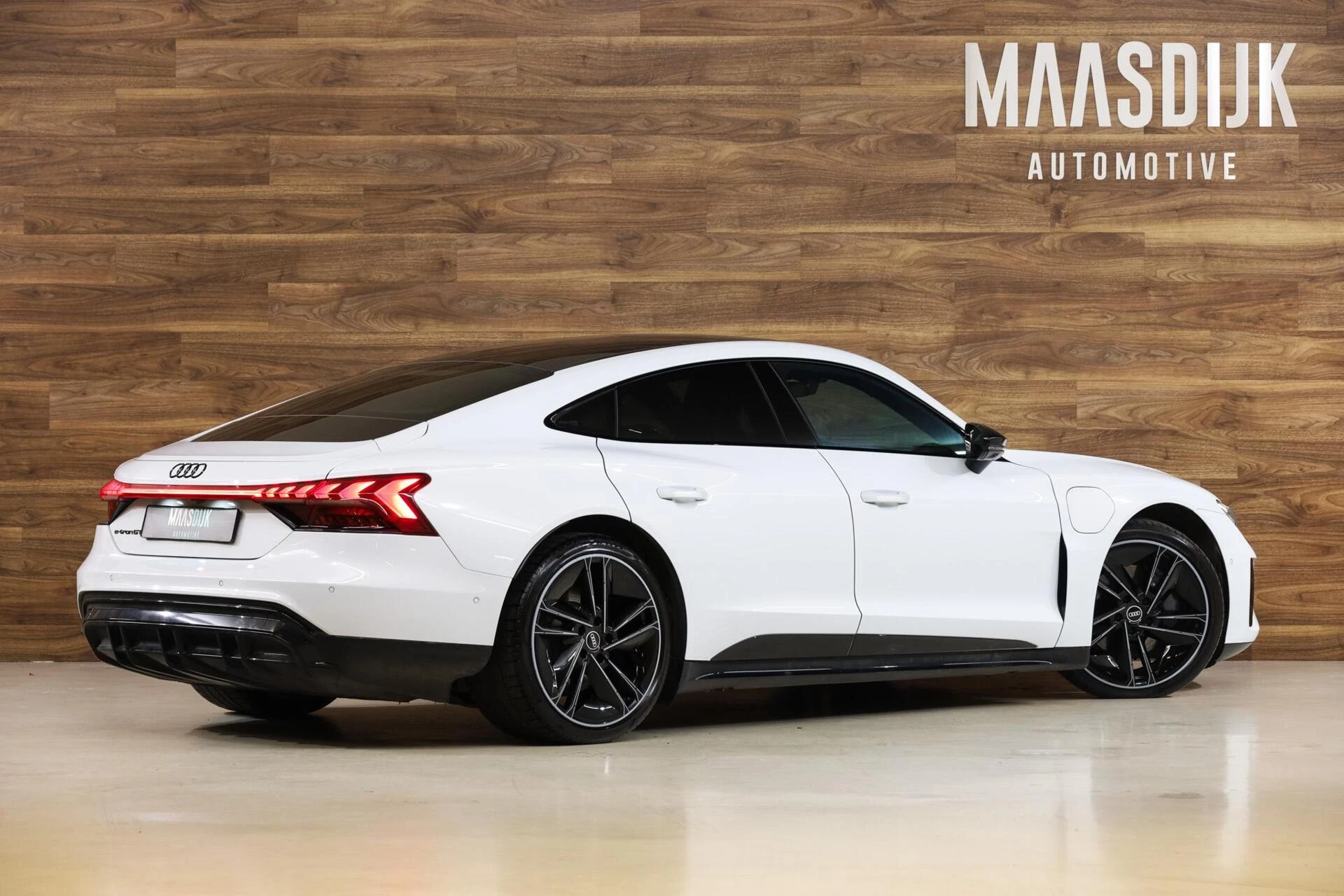 Hoofdafbeelding Audi e-tron GT